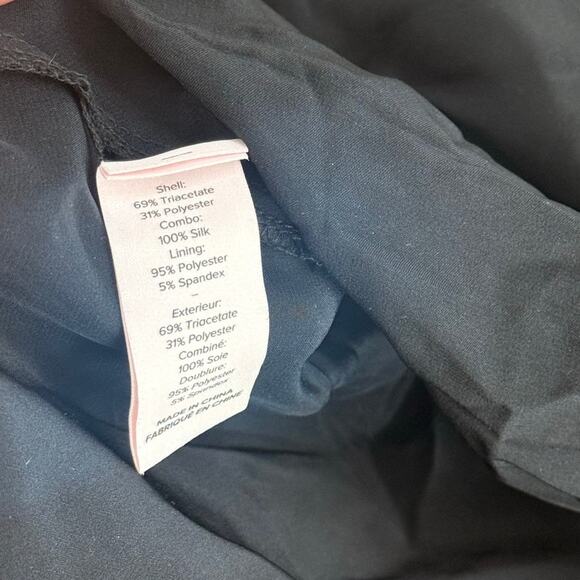 Cinq à Sept Theoline Black One Shoulder Ruched Top Large 100% Silk - Picture 6 of 6